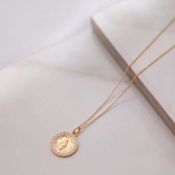 Miraculous Mary Necklace | Gold Vermeil 925 Silver - Picture 2 of 8